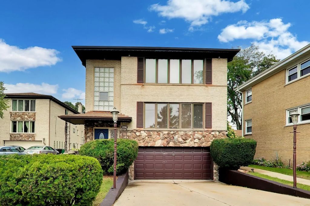 647 N Northwest Highway, Park Ridge