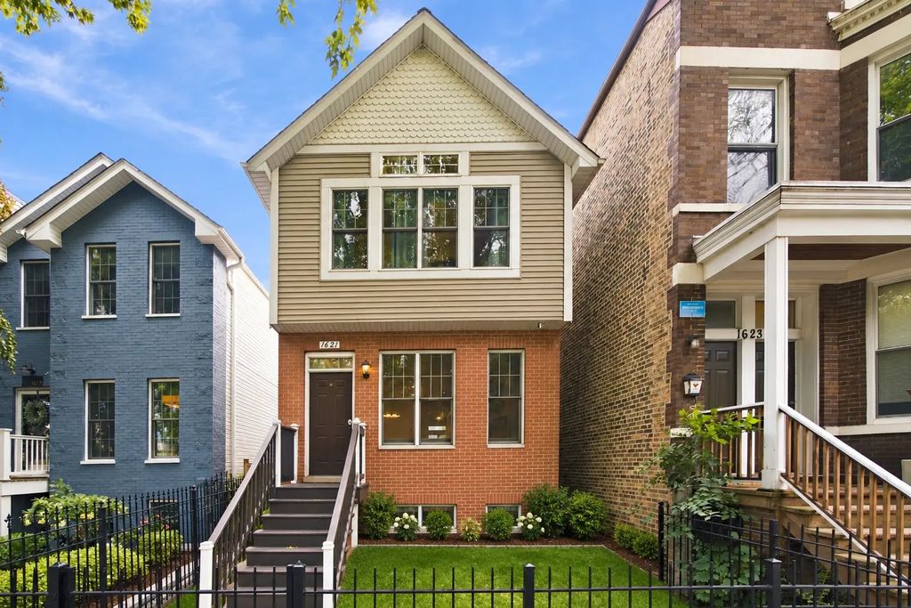 1621 W Huron Street, Chicago