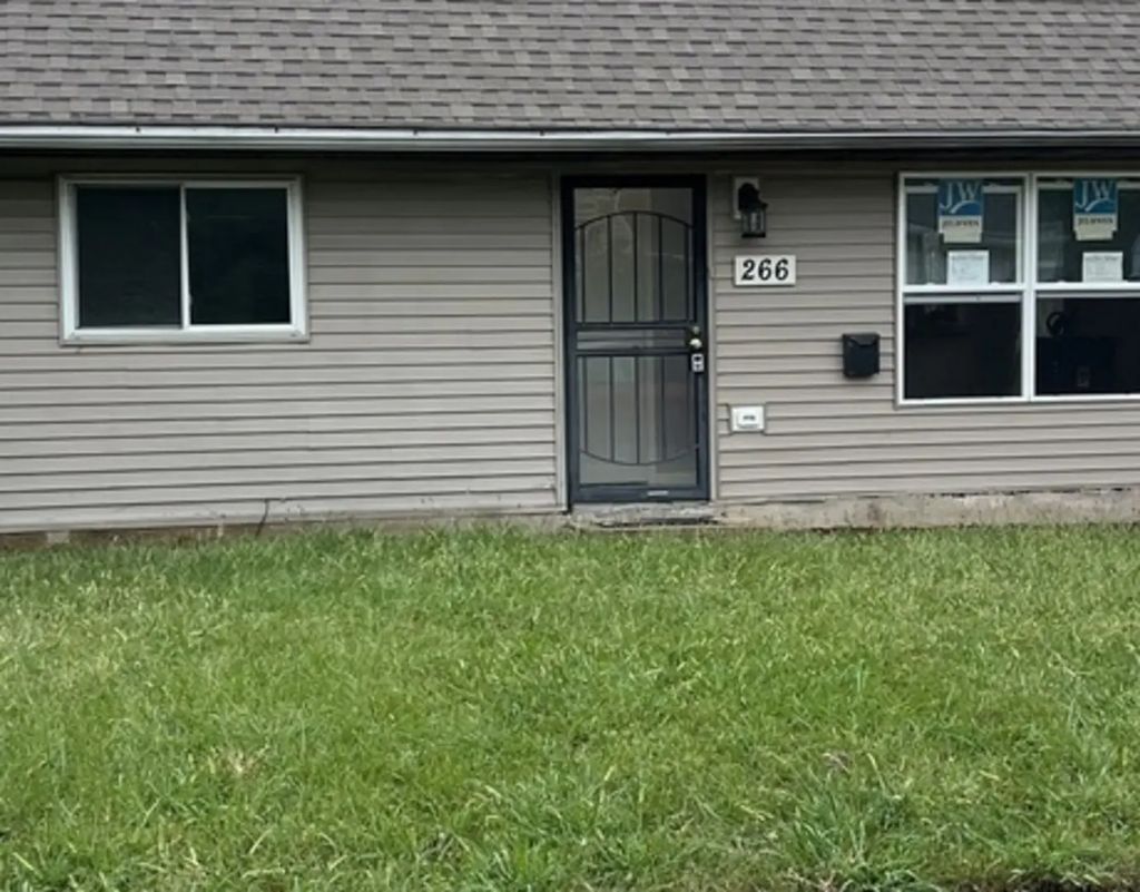 266 Arcadia Street, Park Forest