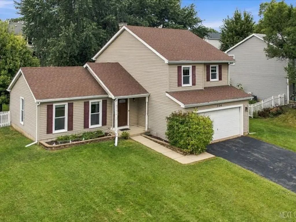 356 Wildwood Drive, North Aurora