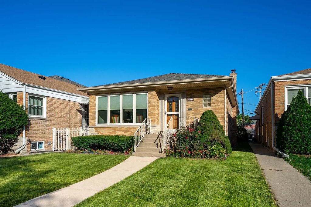 6027 N Jersey Avenue, Chicago