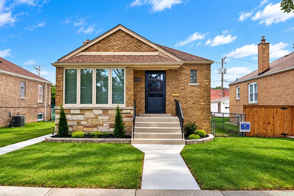 5352 S Neva Avenue, Chicago
