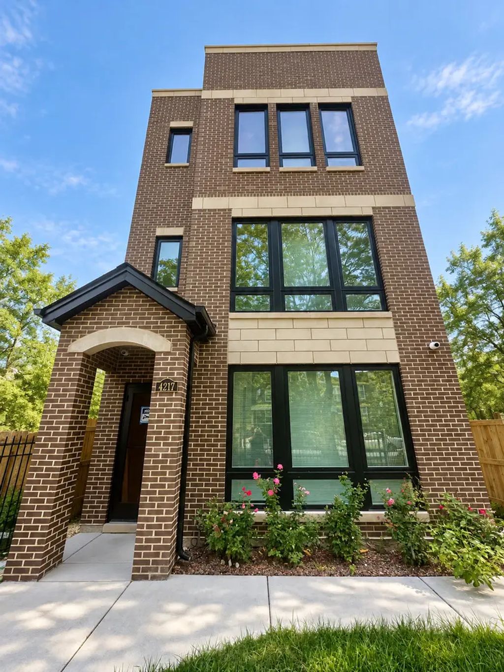 4217 S Indiana Avenue, Chicago