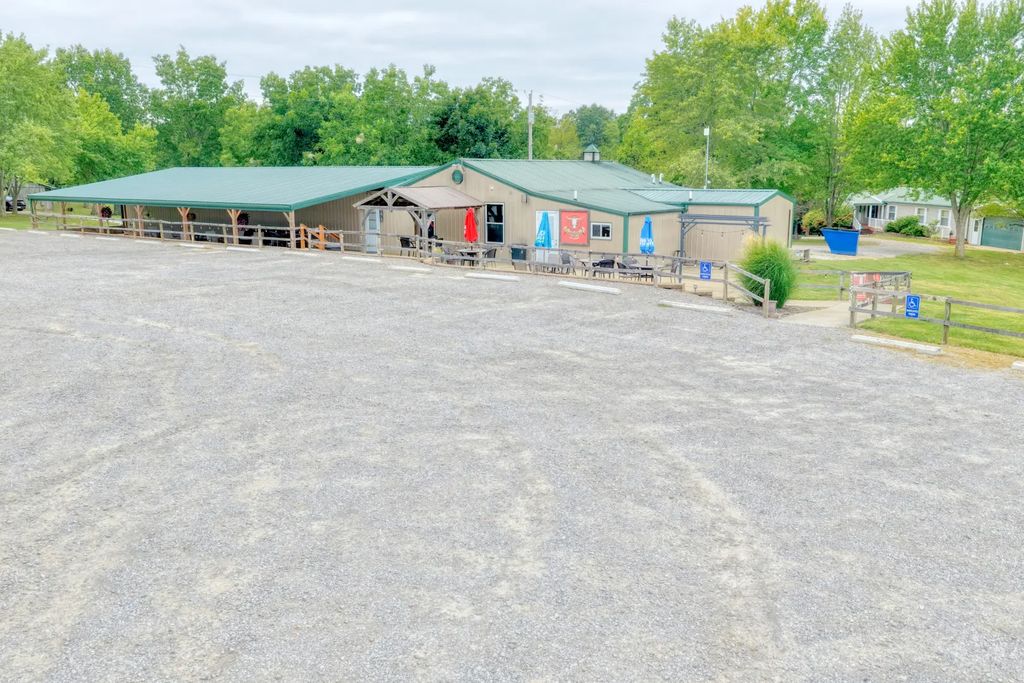 405 S Mcbride Road, Ava