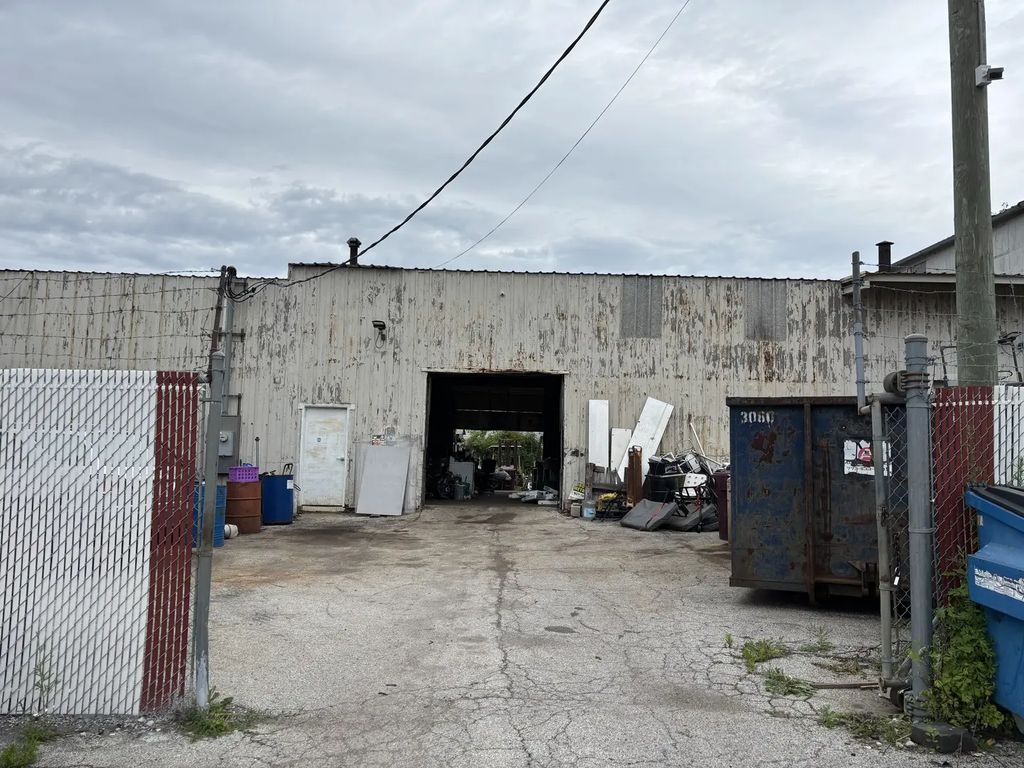 1929 E End Avenue, Chicago Heights