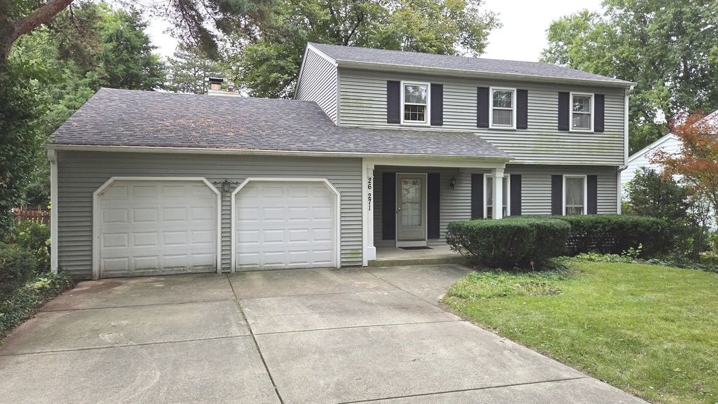 26w271 Parkway Drive, Winfield
