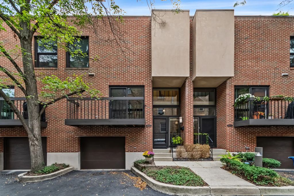1624 Central Street C, Evanston