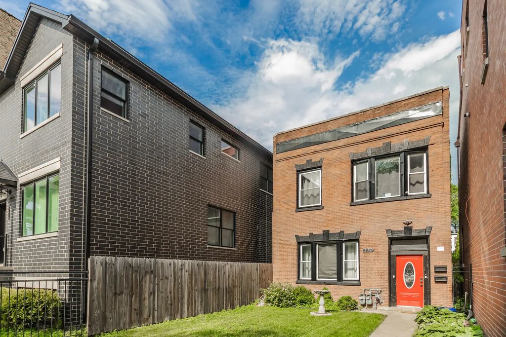 4829 S Champlain Avenue 1, Chicago