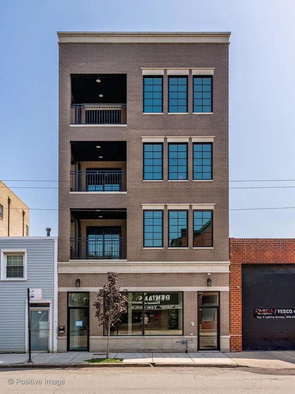 2309 W Belmont Avenue 1, Chicago
