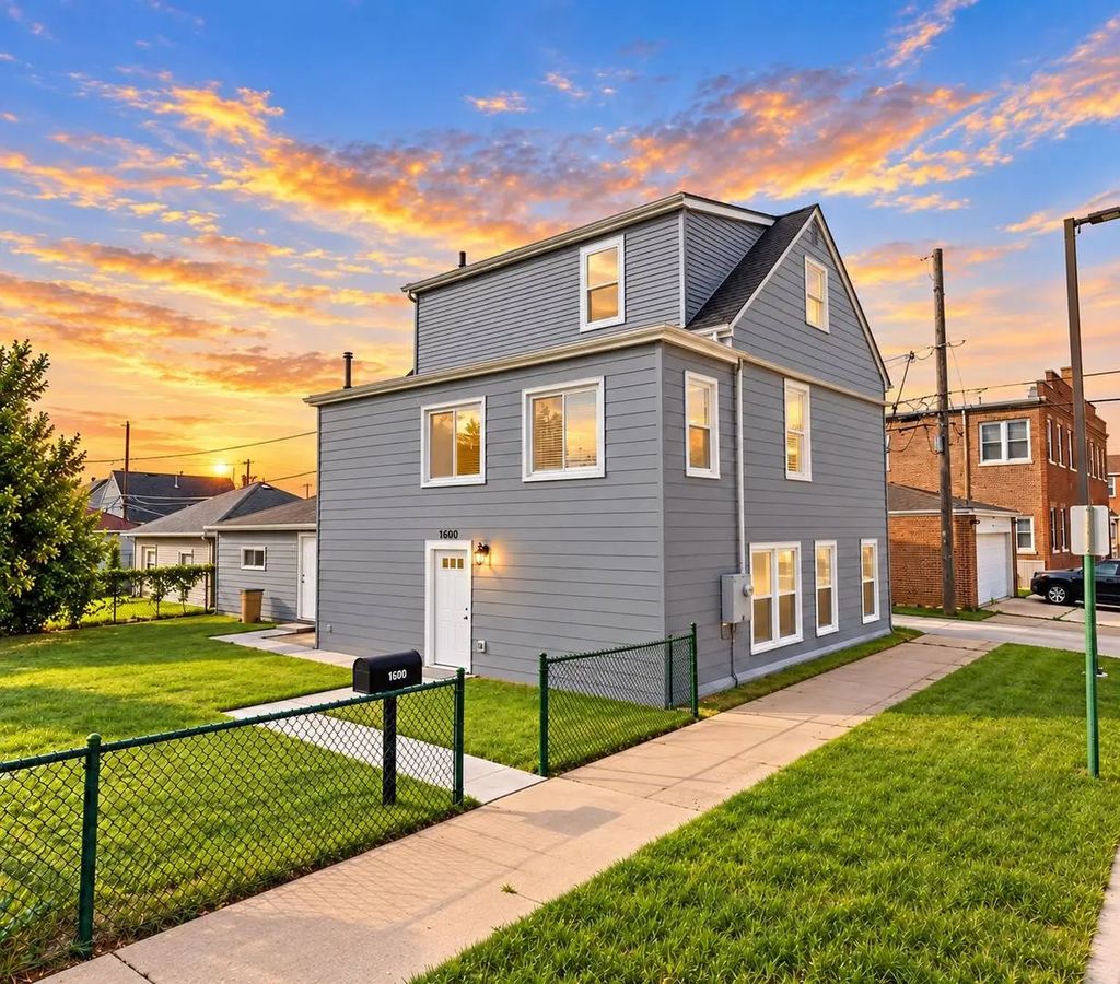 7600 W 61st Street, Summit