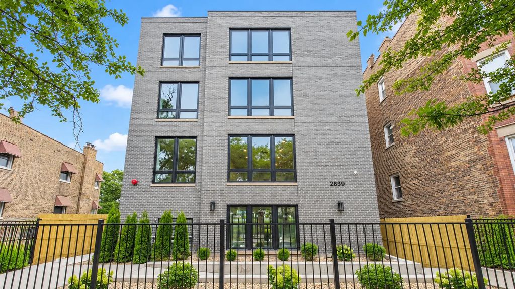 2839 W 24th Boulevard 3m, Chicago