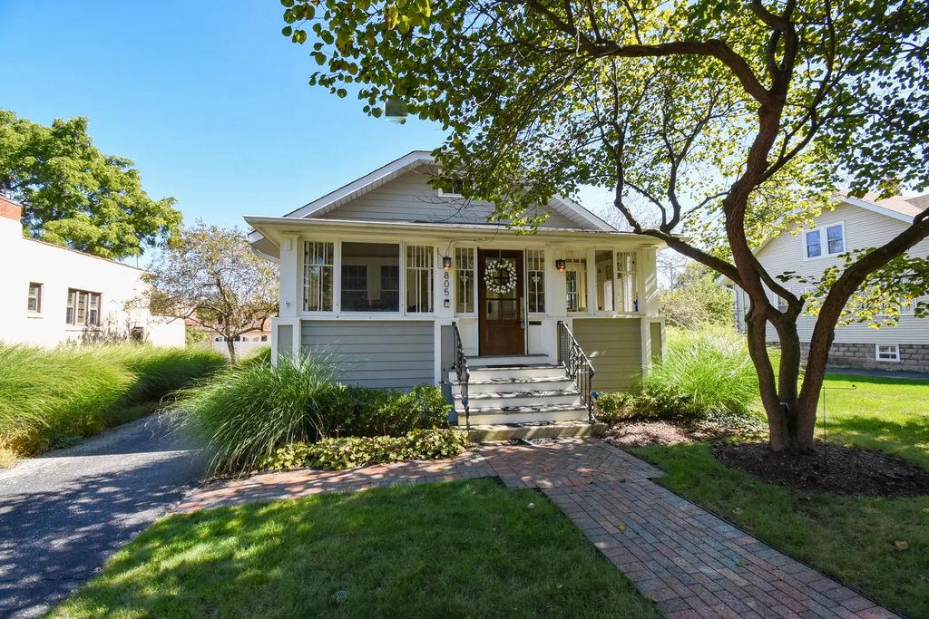 805 N Dunton Avenue, Arlington Heights