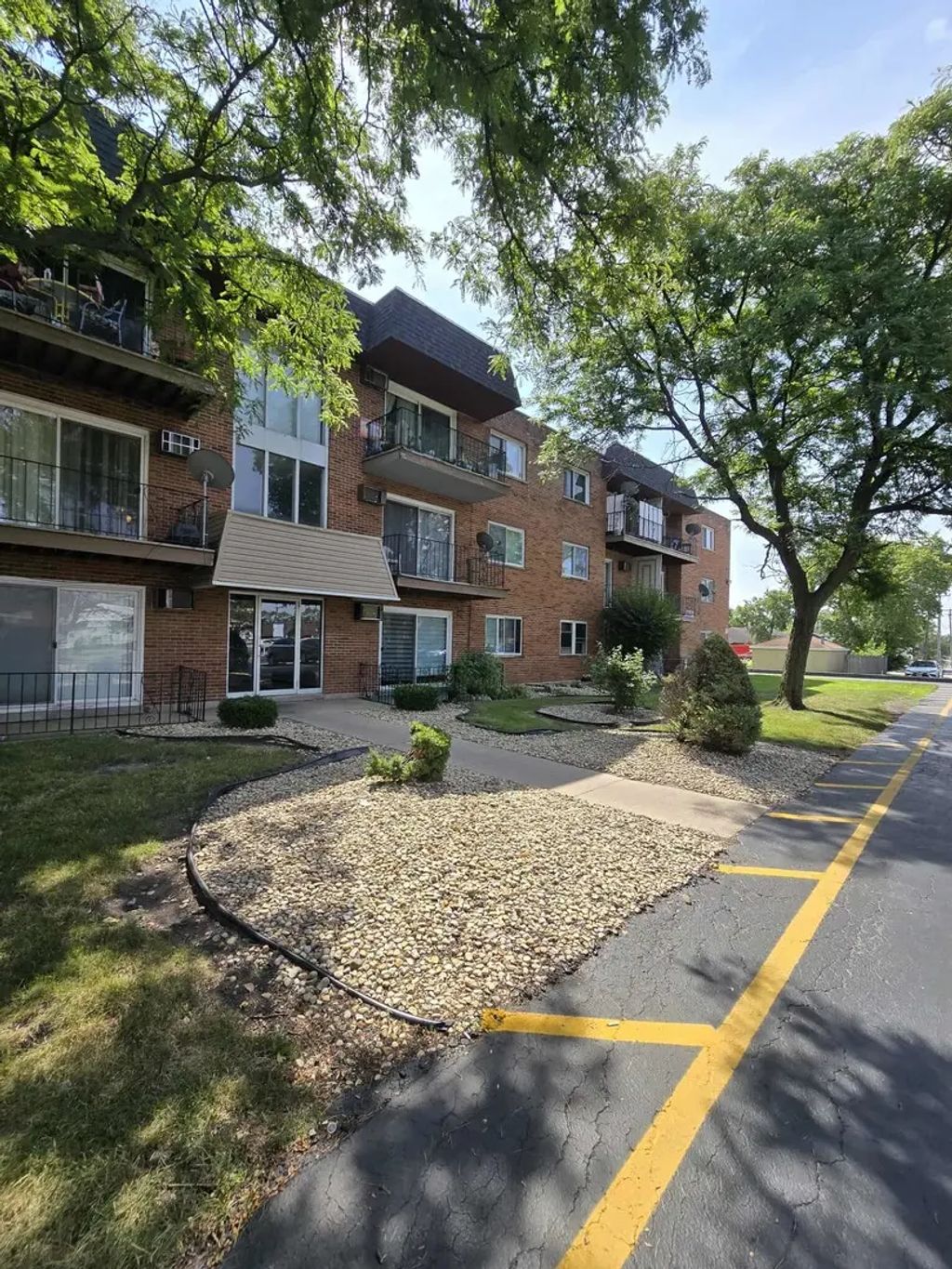 11245 S Harlem Avenue B1, Worth
