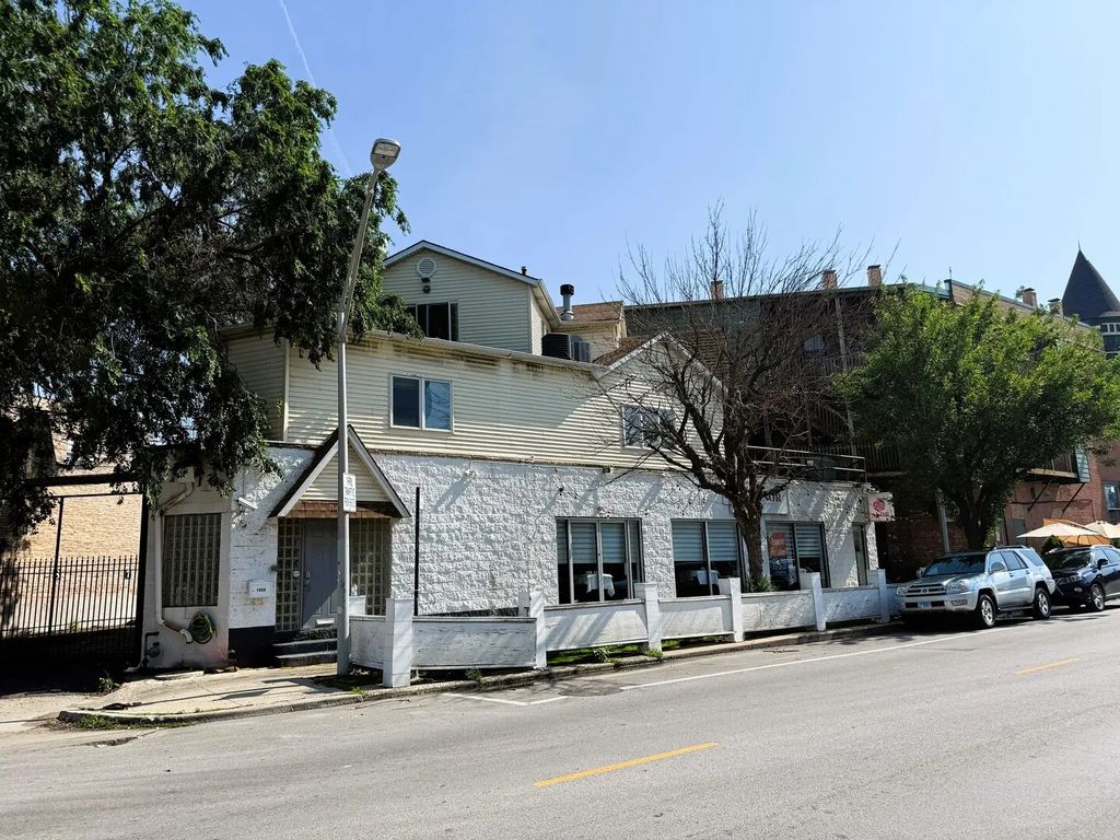 1450 W Webster Avenue 2, Chicago
