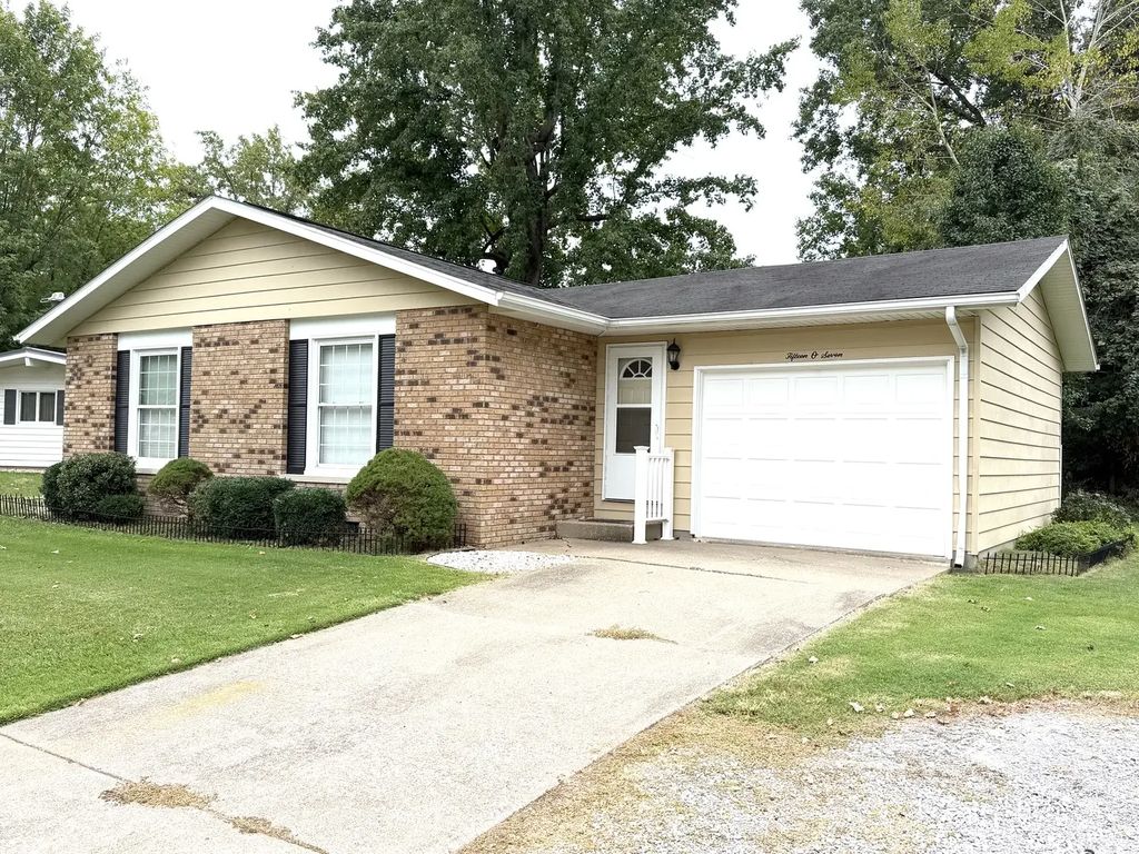 1507 Fair Drive, Murphysboro