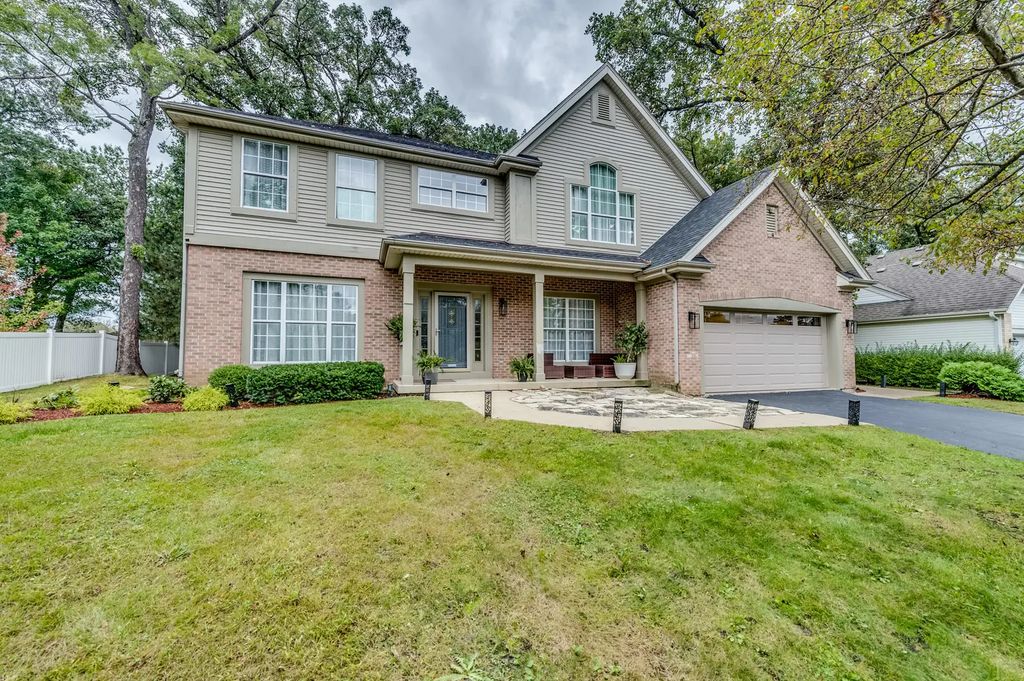 550 Meadowview Drive, Wauconda