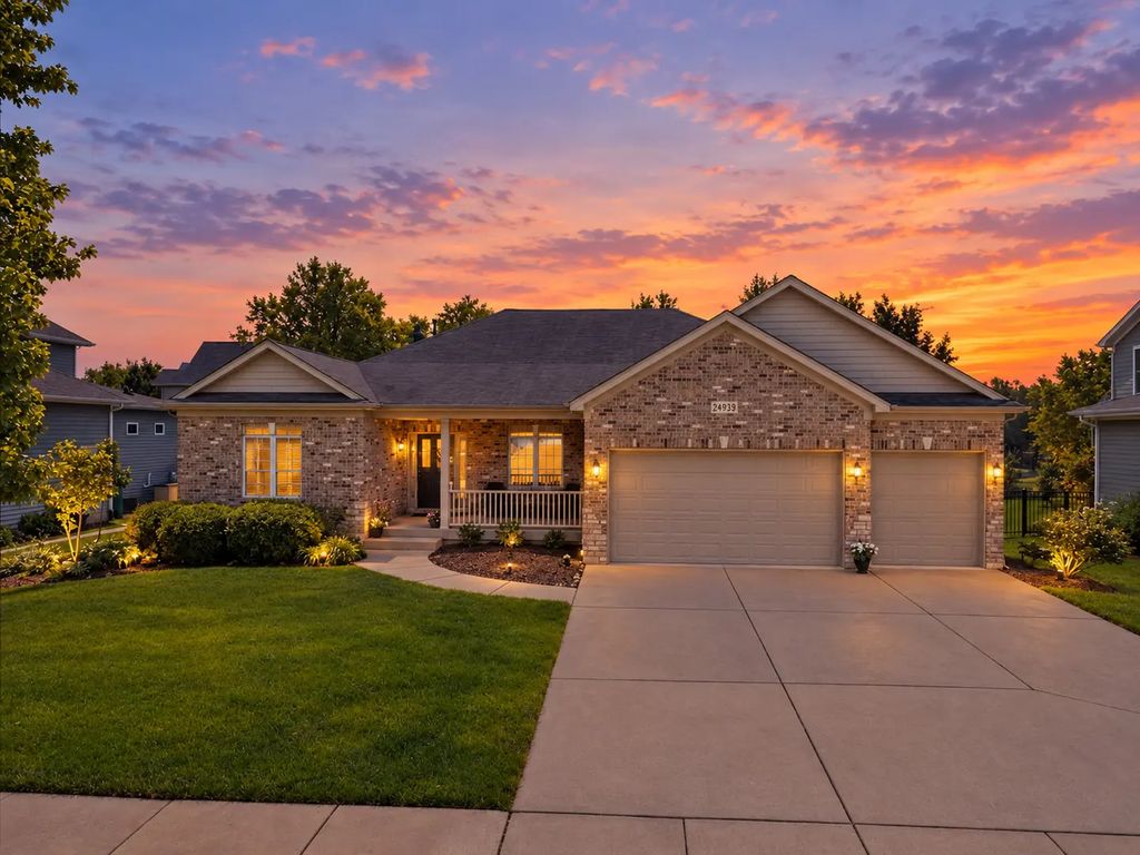 24913 Thornberry Drive, Plainfield