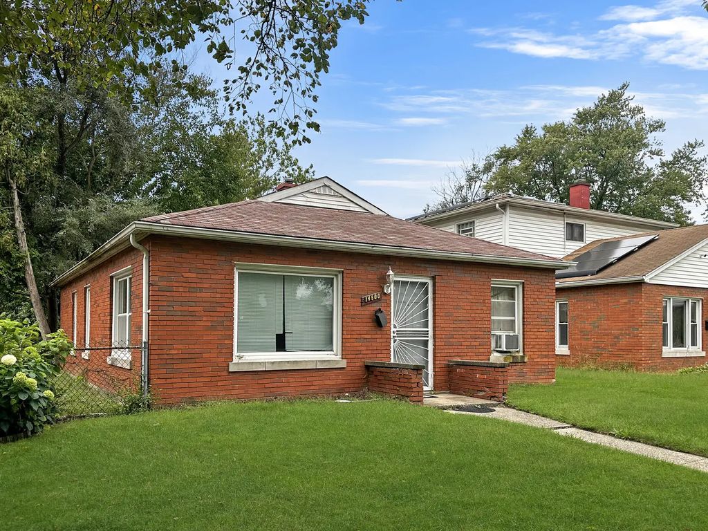 14800 Irving Avenue, Dolton