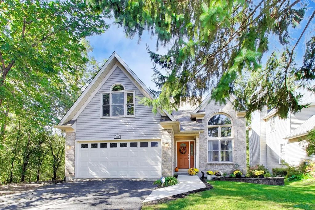 250 Knoll Street, Wheaton