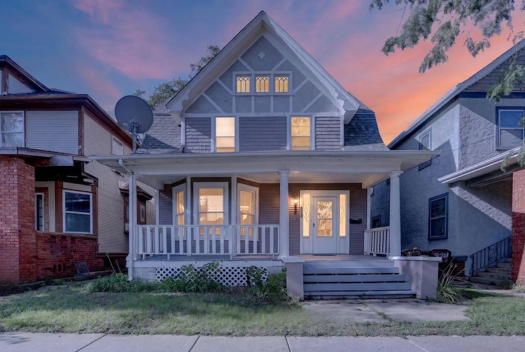 320 Napoleon Street, Rockford