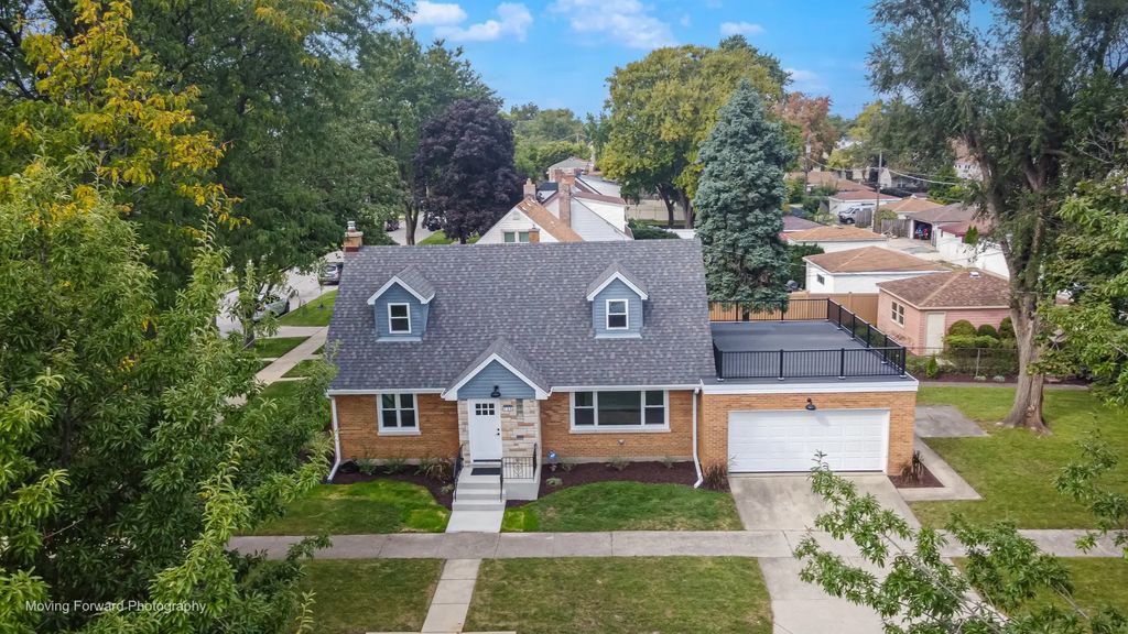 725 Hull Avenue, Westchester