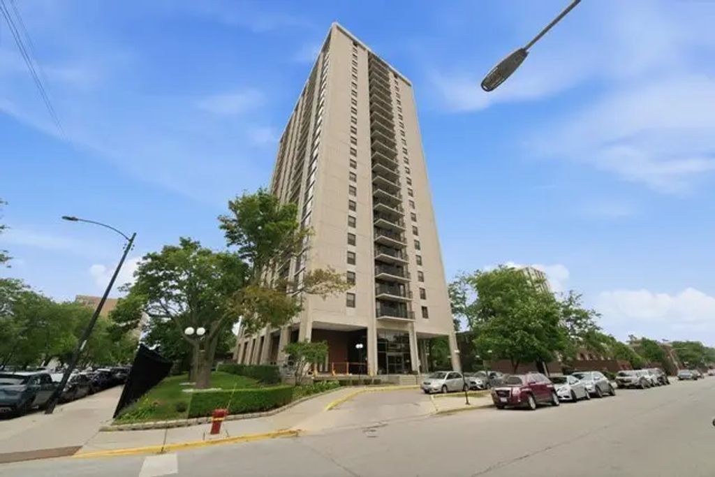 2605 S Indiana Avenue 304, Chicago