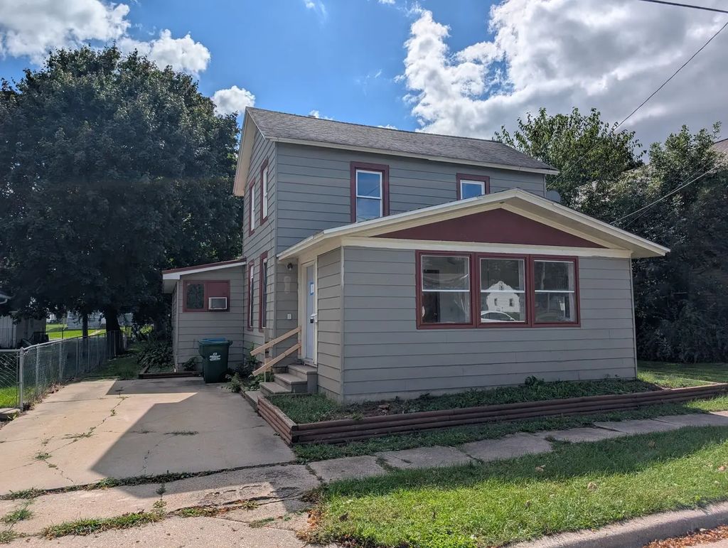 503 E Mason Street, Polo