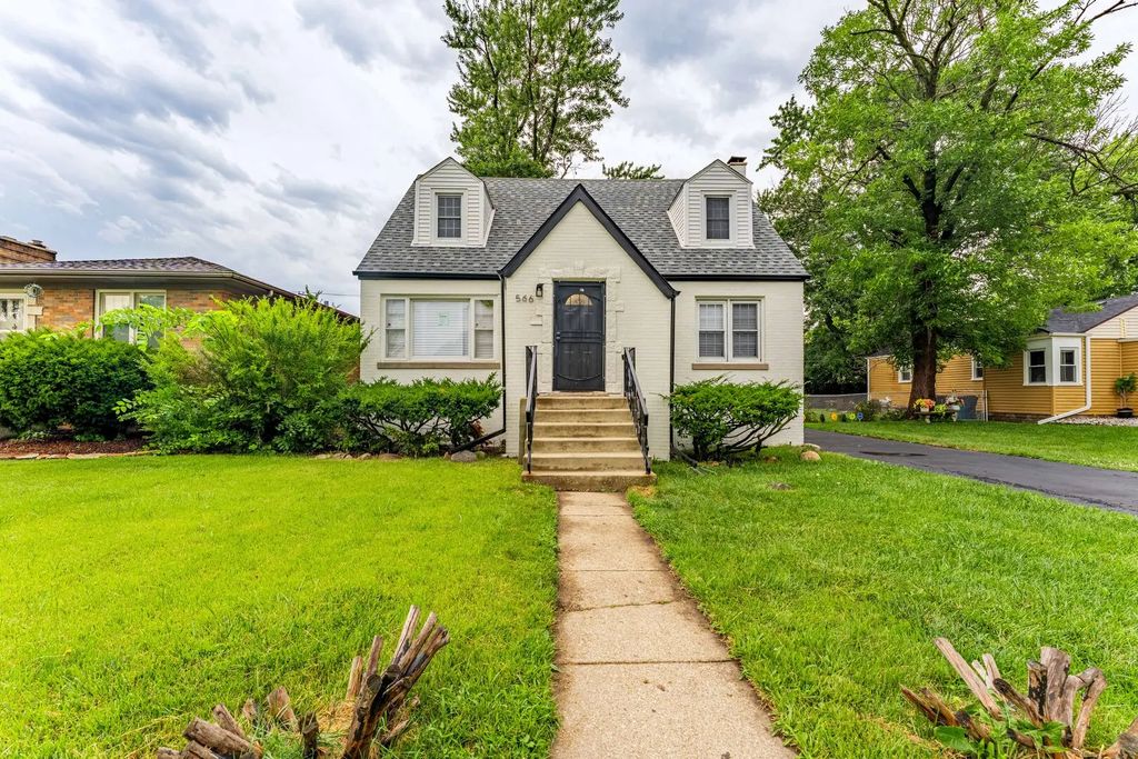 566 Hirsch Avenue, Calumet City