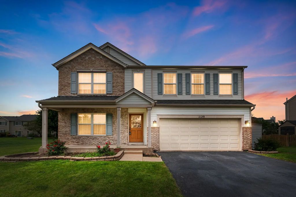 1129 S Wabena Avenue, Minooka