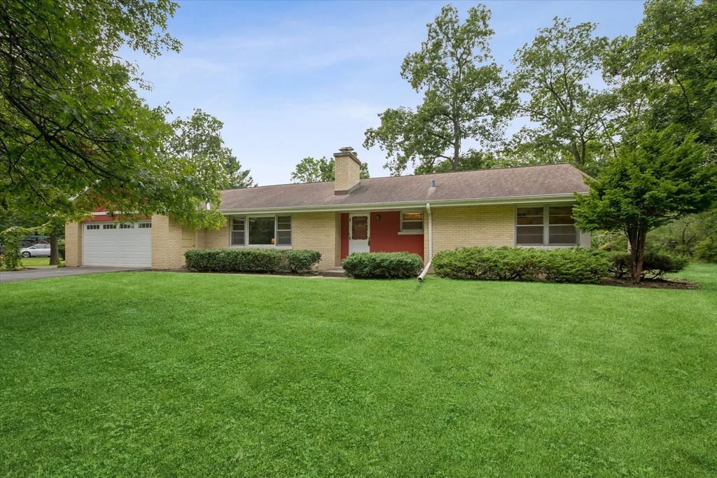 3460 W Mardan Drive, Long Grove