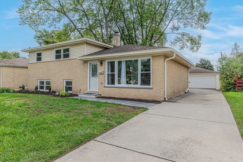 1321 Marcy Lane, Wheeling