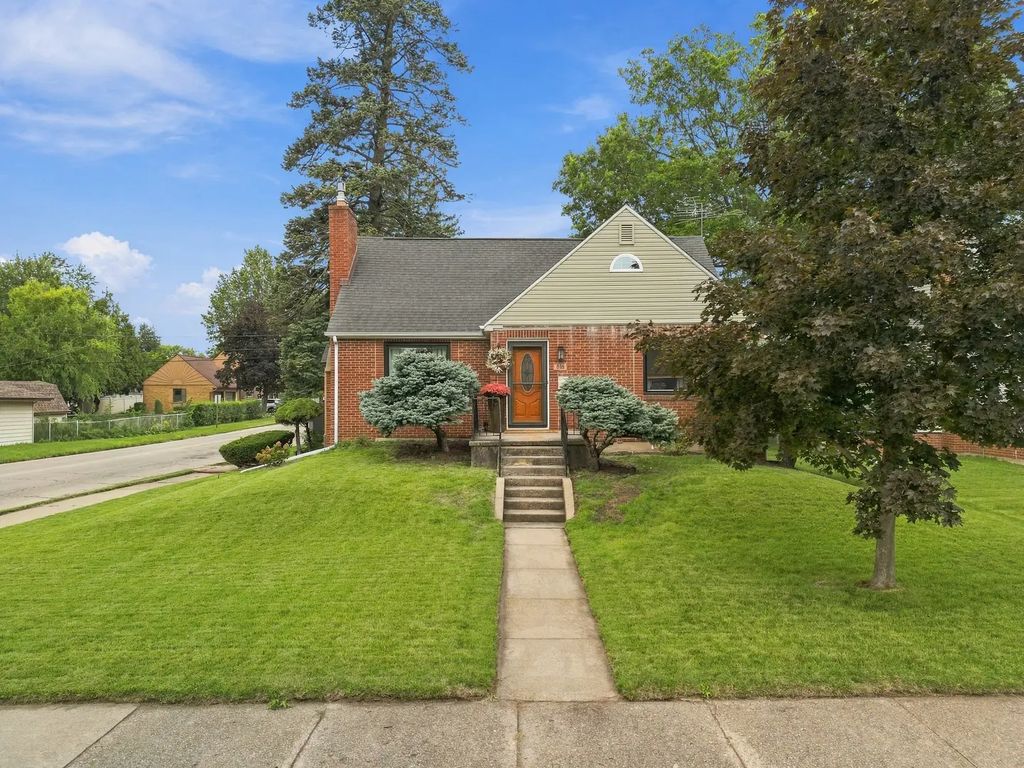 616 W 11th Street, Sterling