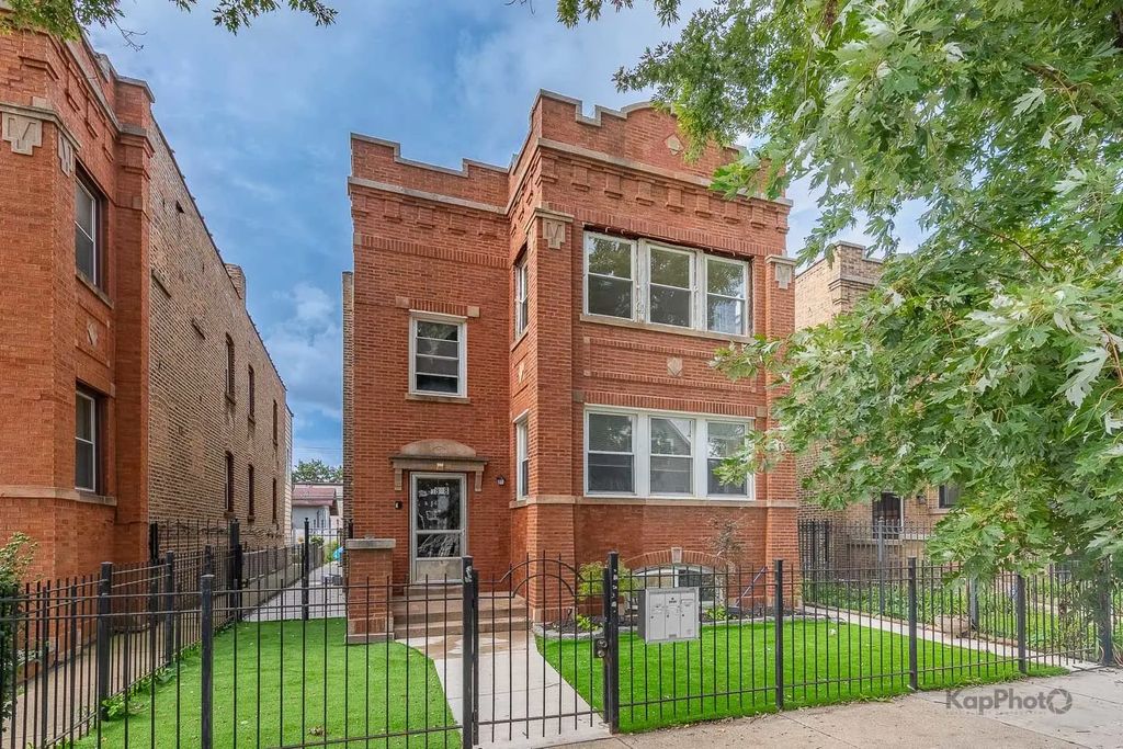 3818 N Kimball Avenue 2, Chicago