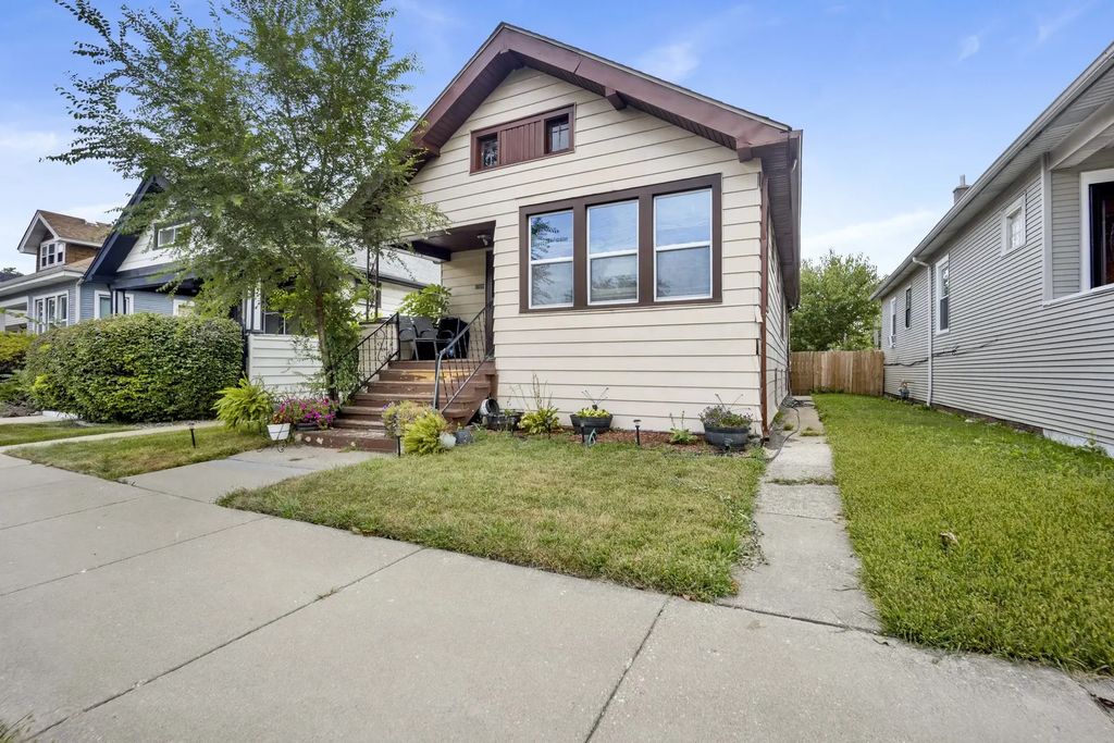 10155 S Wentworth Avenue, Chicago