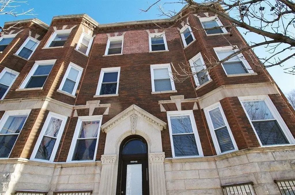 2339 N Albany Avenue 2, Chicago