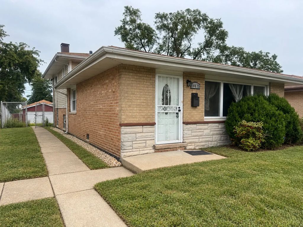 14475 Lincoln Avenue, Dolton