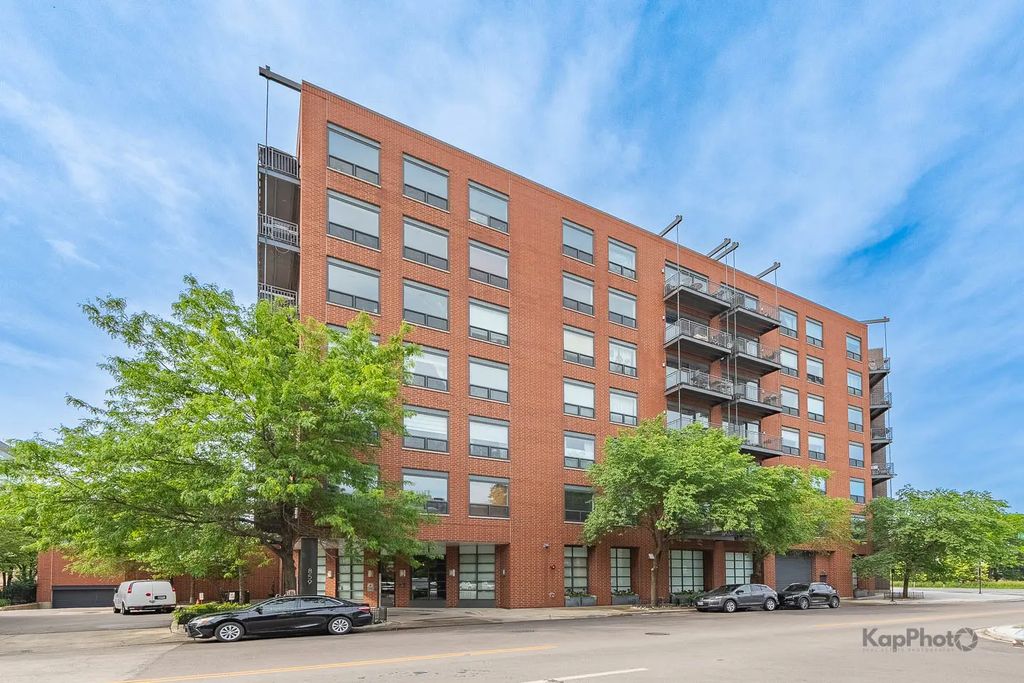 859 W Erie Street 506, Chicago