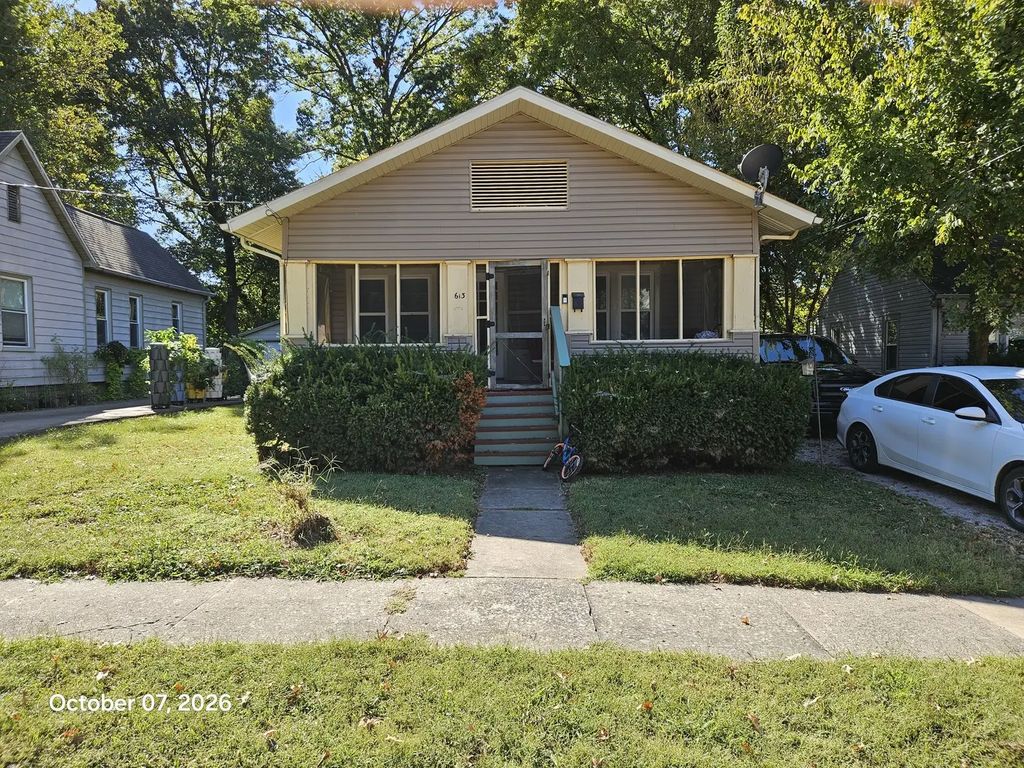 613 W Elm Street, Carbondale