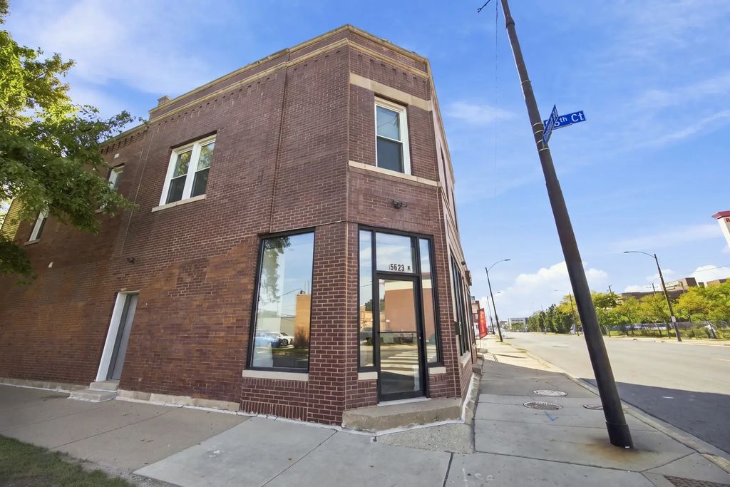 5629 W Roosevelt Road, Cicero