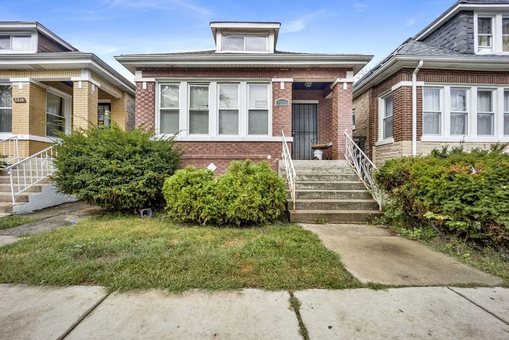 7016 S Claremont Avenue, Chicago