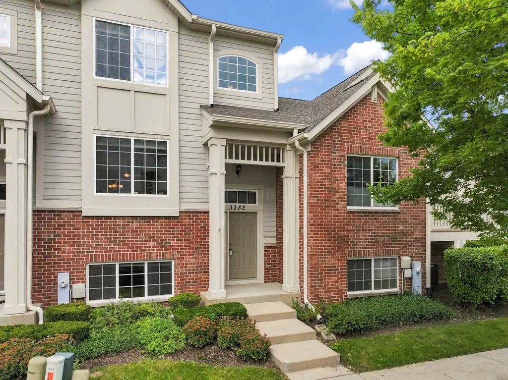 3382 Cameron Drive, Elgin
