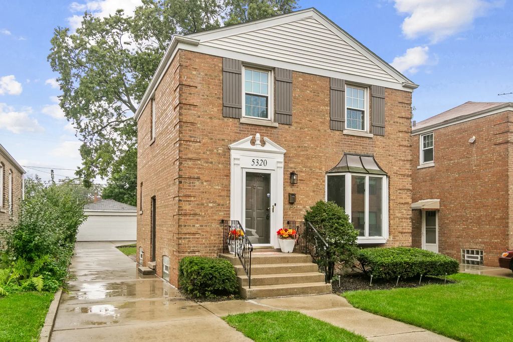 5320 S Oak Park Avenue, Chicago