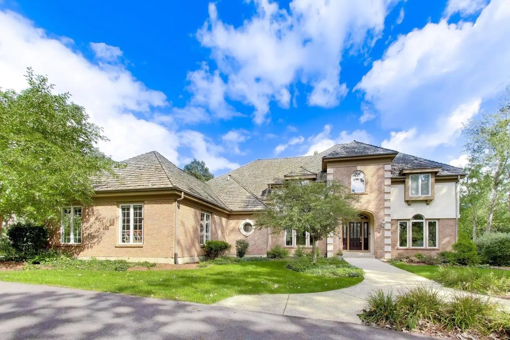 12 Riderwood Road, North Barrington