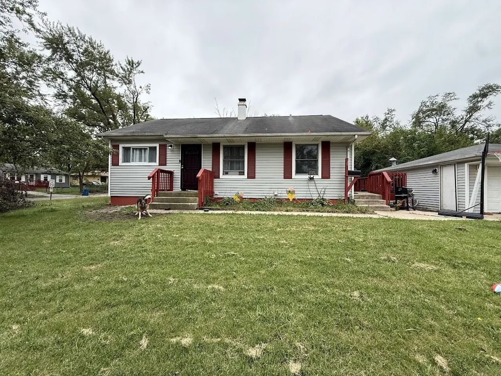 2132 223rd Place, Sauk Village