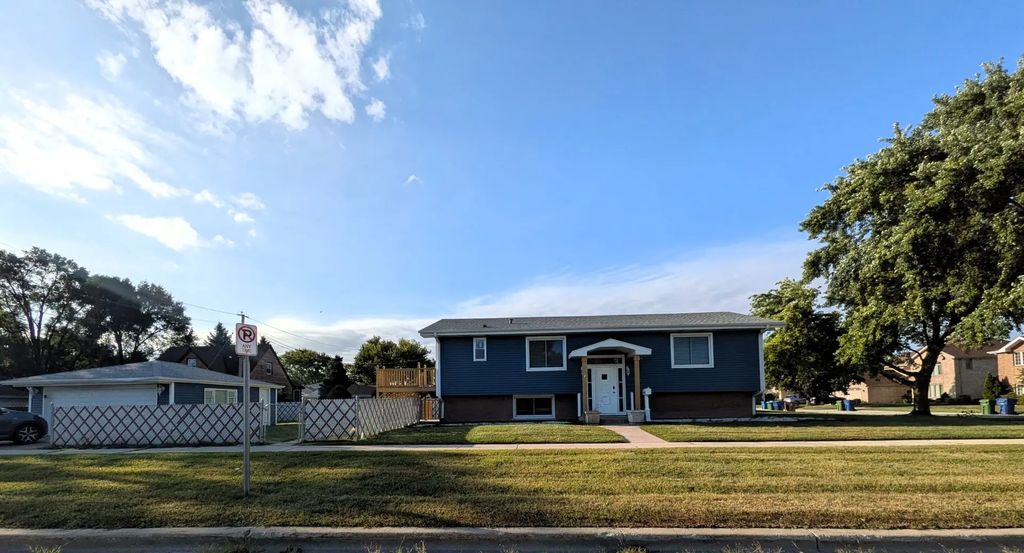 10301 Minnick Avenue, Oak Lawn