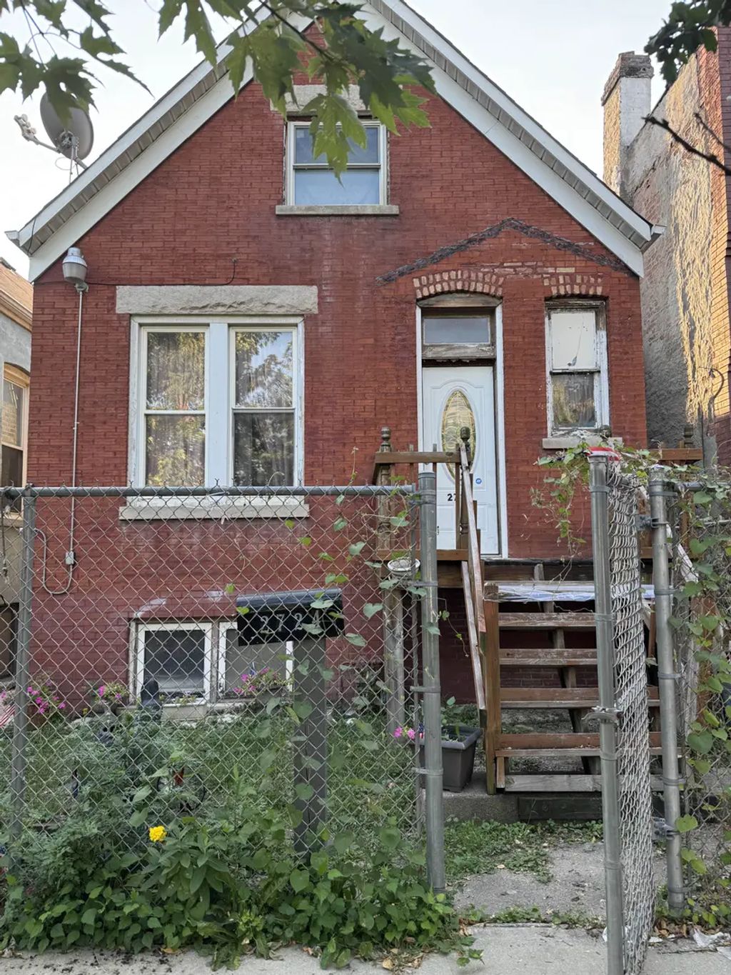 2724 S Troy Street, Chicago