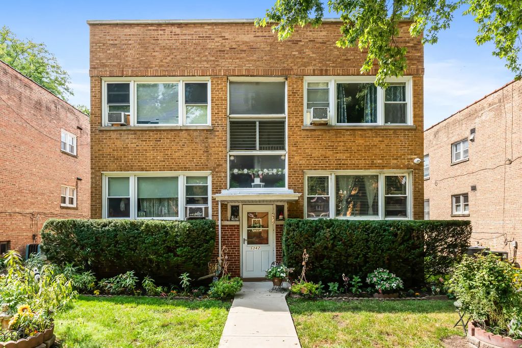 5342 N California Avenue 2n, Chicago