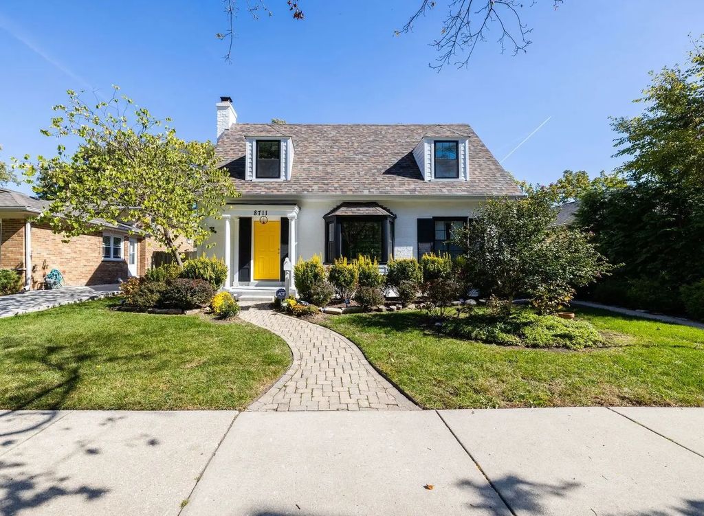 8711 Keeler Avenue, Skokie