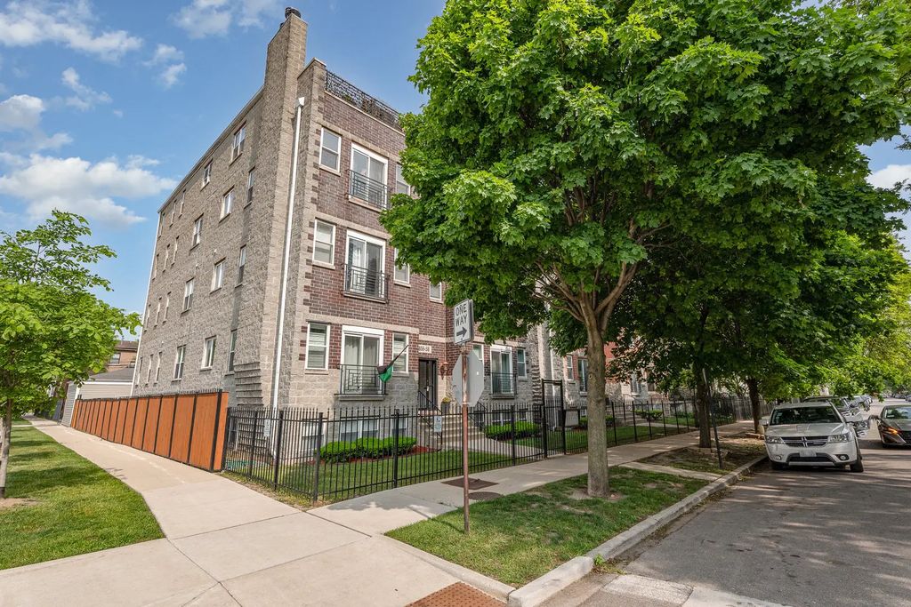 4850 S Champlain Avenue 2n, Chicago