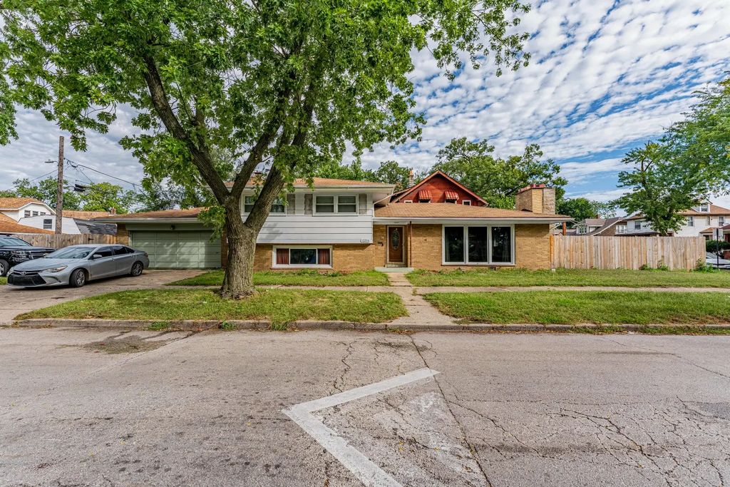 12256 S Harvard Avenue, Chicago